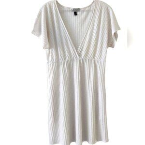 J VALDI White V Neck Ribbed Swimsuit Cover Up Size Med